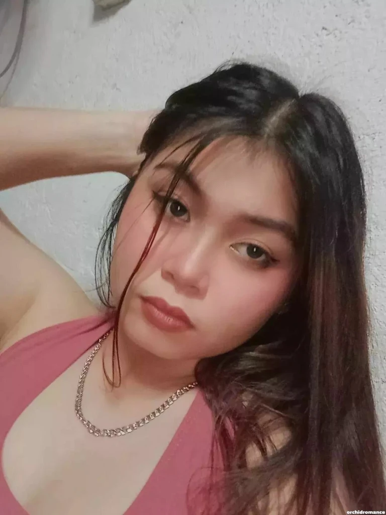 Dionybeth Profile image 1