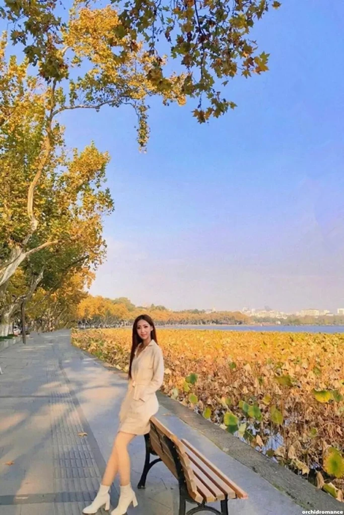 Qiuhui Profile image 4