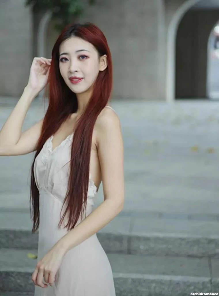 Qiuhui Profile image 3