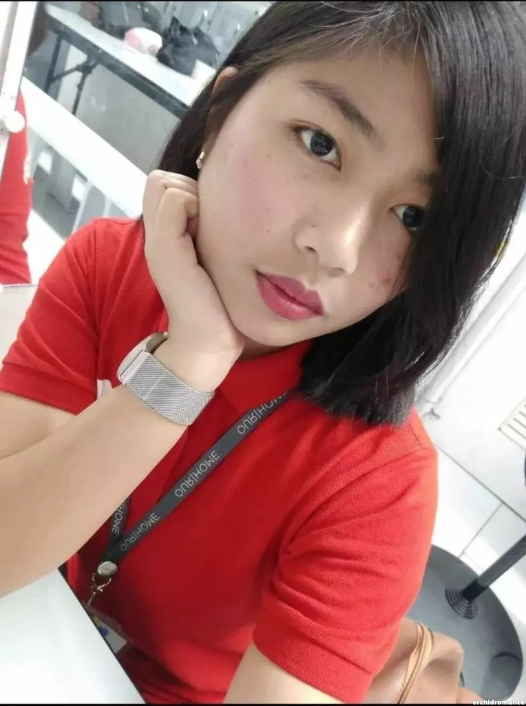 Marjorie Profile image 6