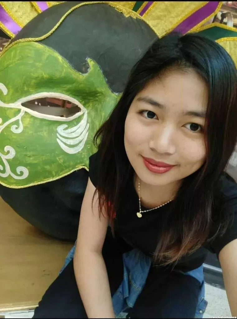 Marjorie Profile image 3