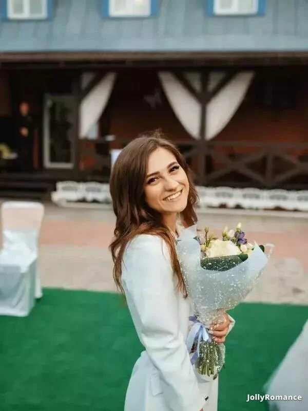 Ekaterina Profile image 2