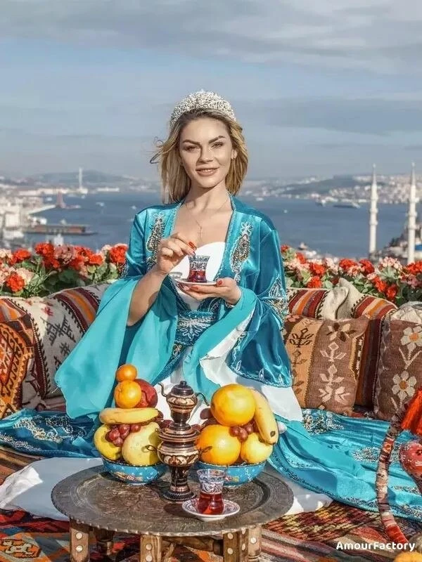 Anna Profile image 4