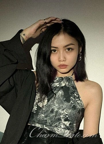 Olesya Profile image 1