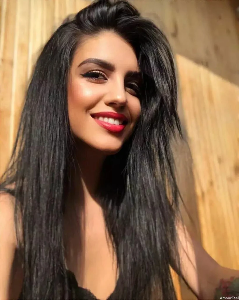 Maria Profile image 4