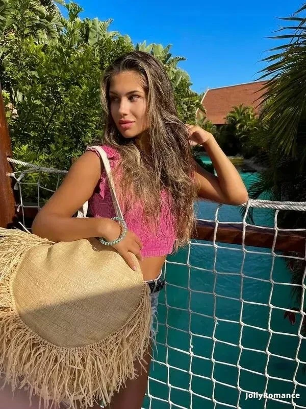 Aliona Profile image 2