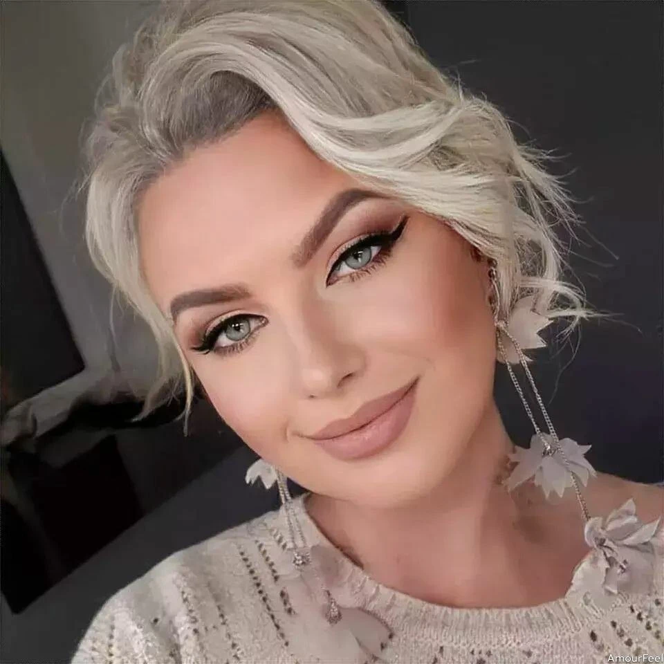 Valeria Profile image 2