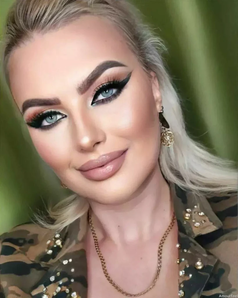 Valeria Profile image 4