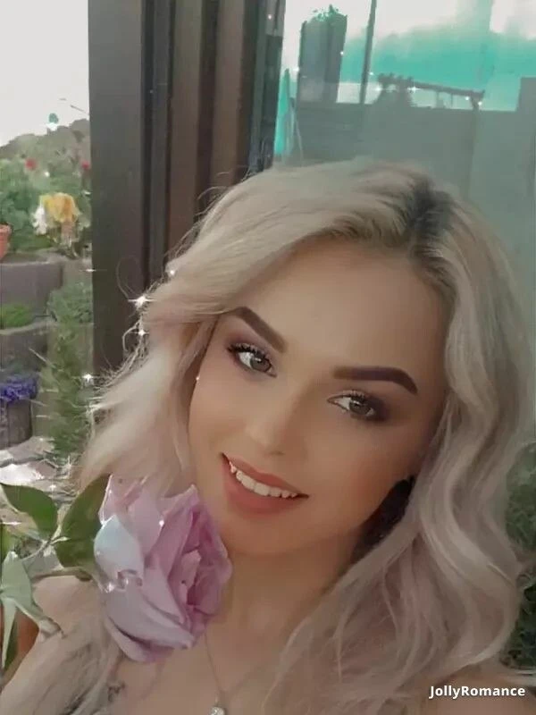 Lybov Profile image 3