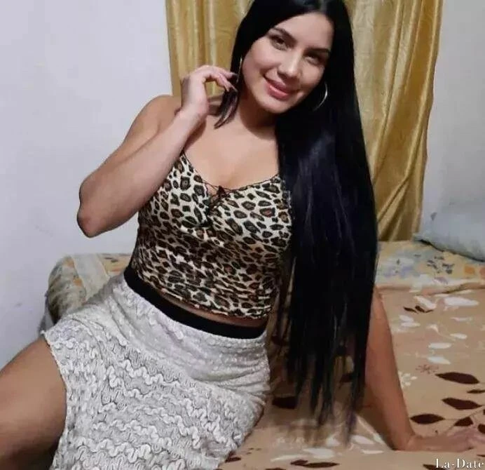 Jhoselin Profile image 3