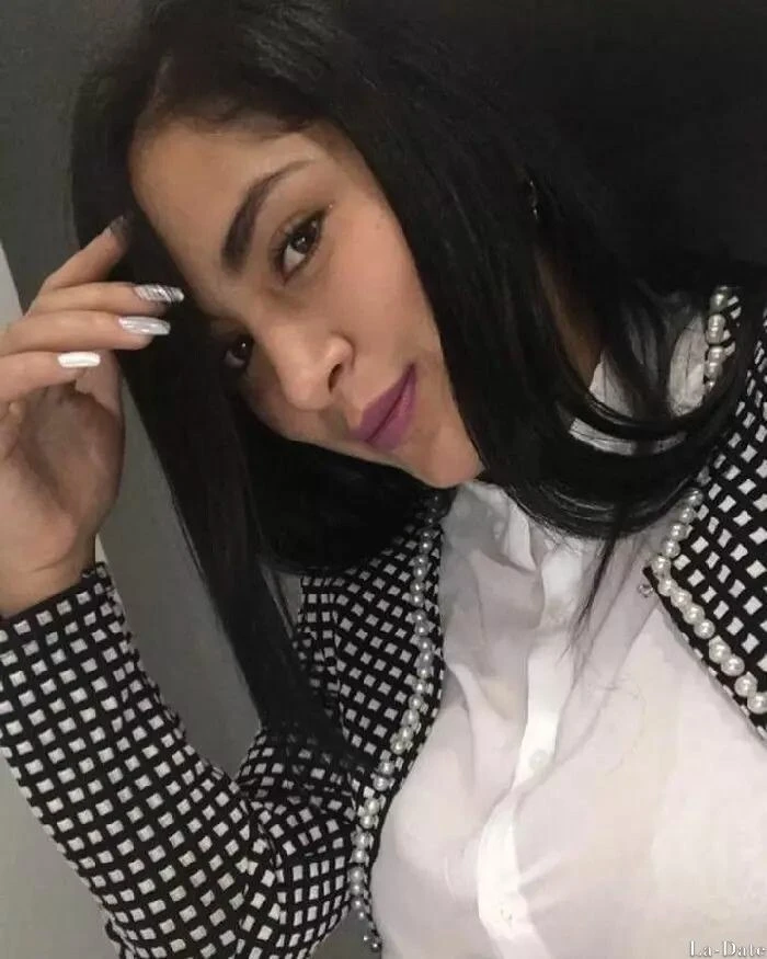 Kelly Profile image 6