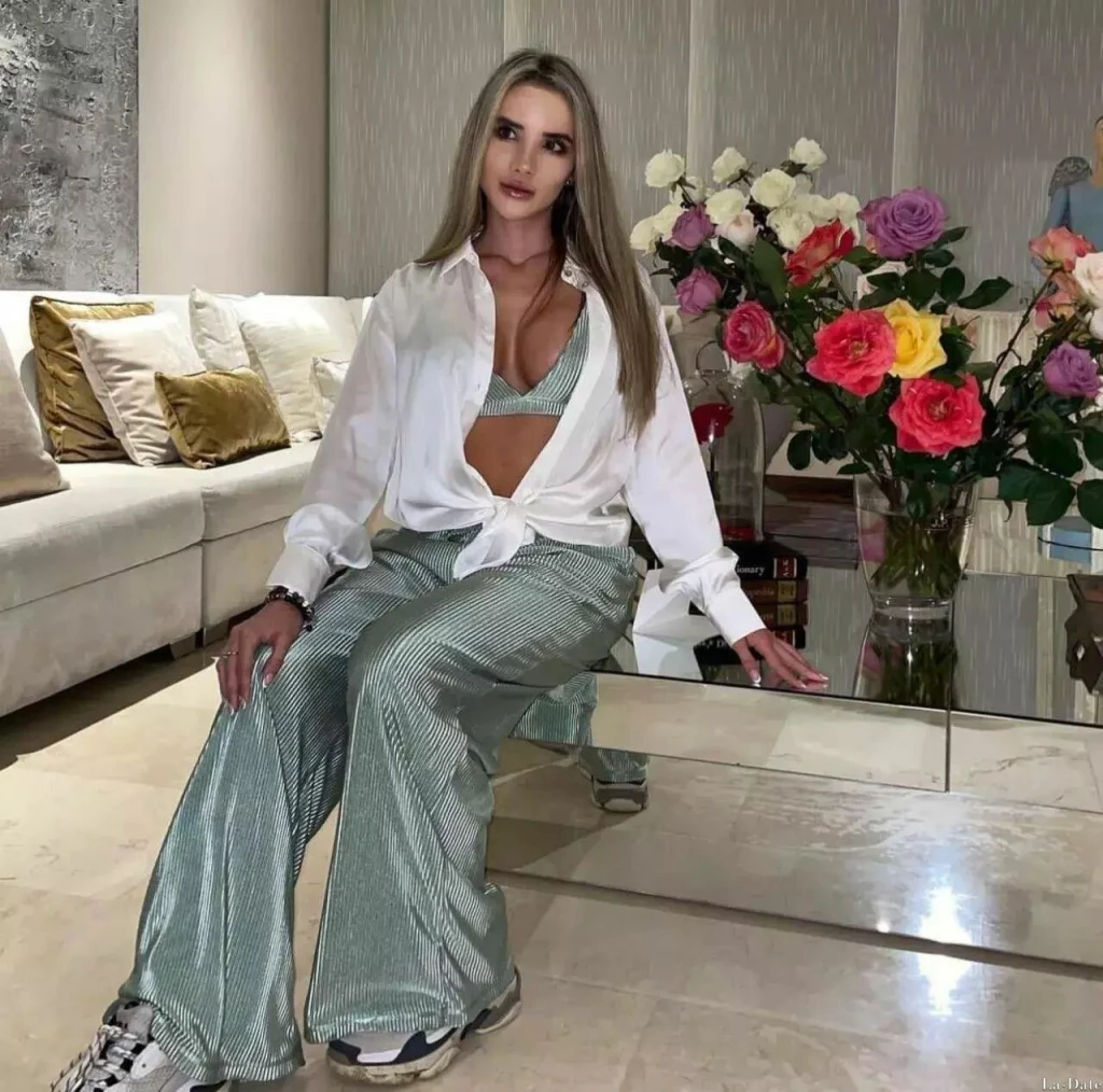 Dayane Profile image 6