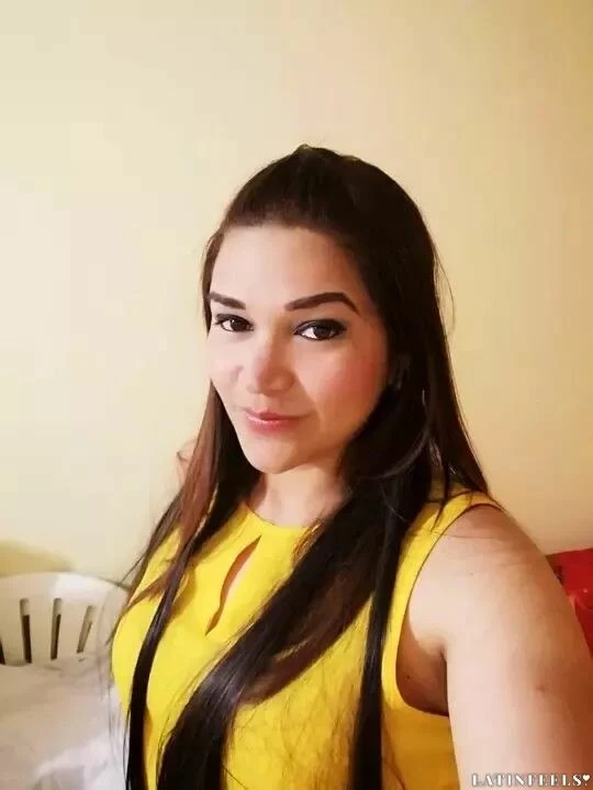 Karina Profile image 3