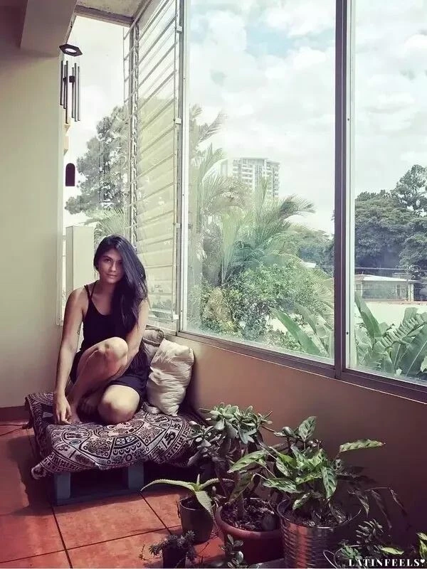 Yelania Profile image 2