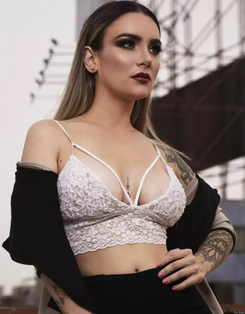 Leticia Profile image 6