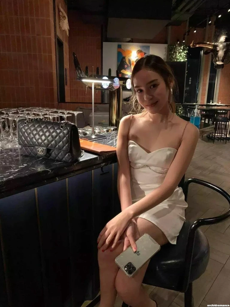 Pimchanok Profile image 6