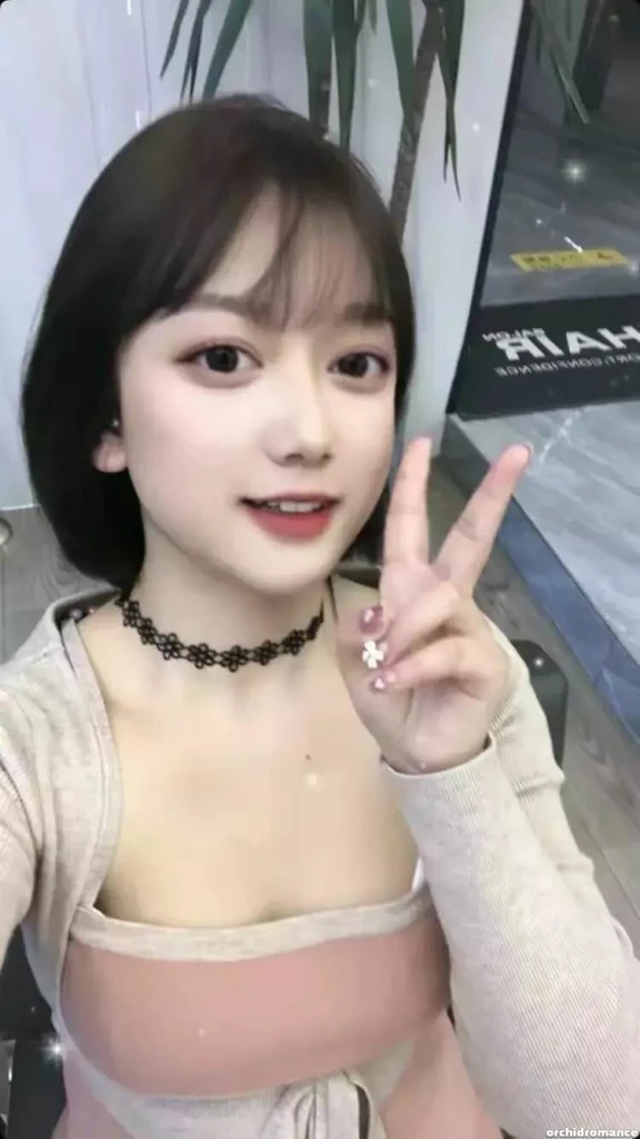 Liuli Profile image 4