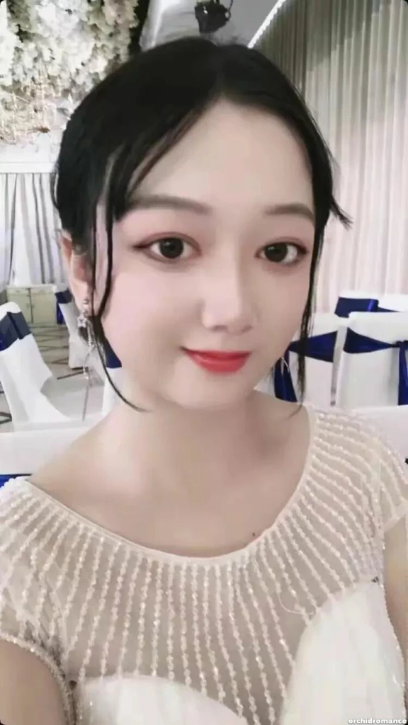 Liuli Profile image 1