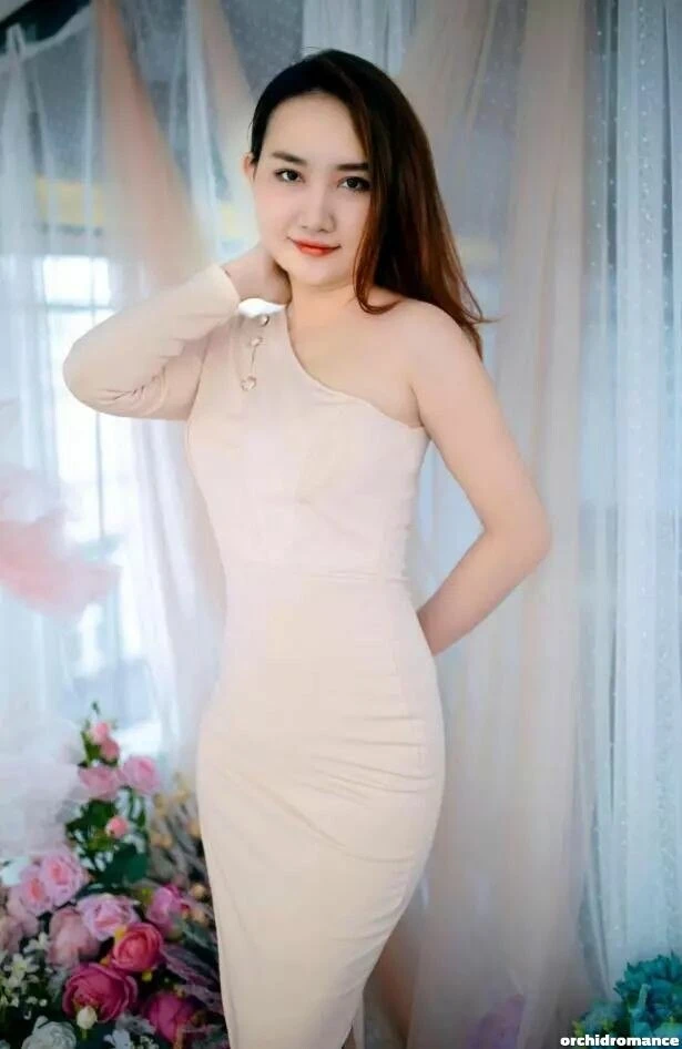 Annie Profile image 3