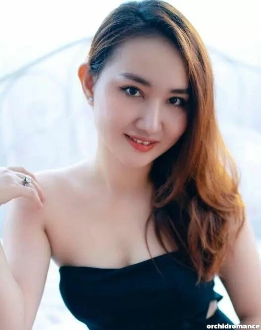 Annie Profile image 5