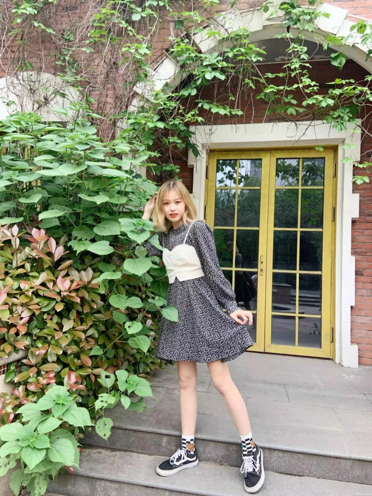 Huiling Profile image 1