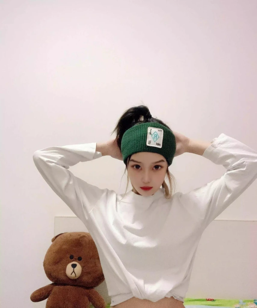 Huiling Profile image 2