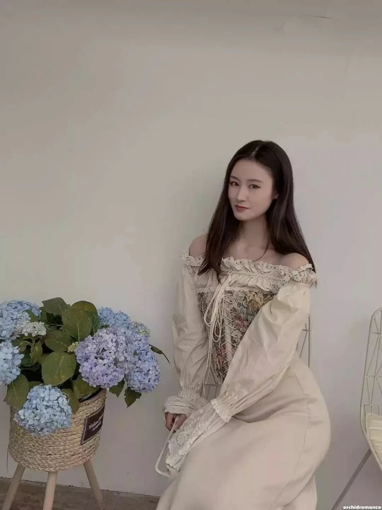 Xin Ling Profile image 1